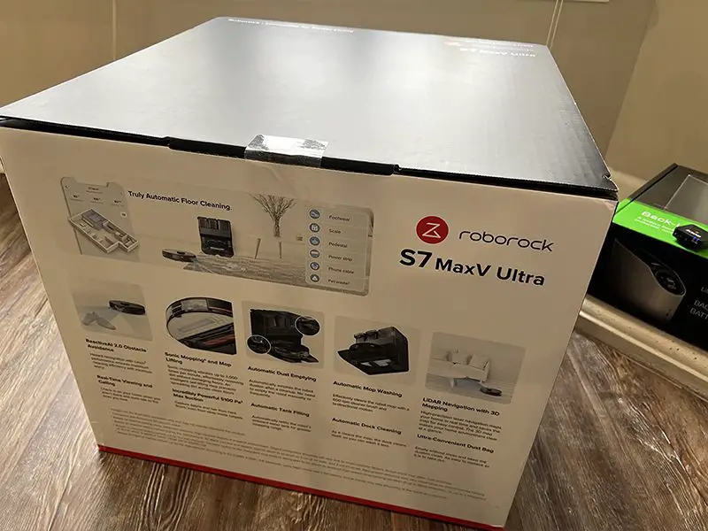 Roborock S7 MaxV ultra in the box
