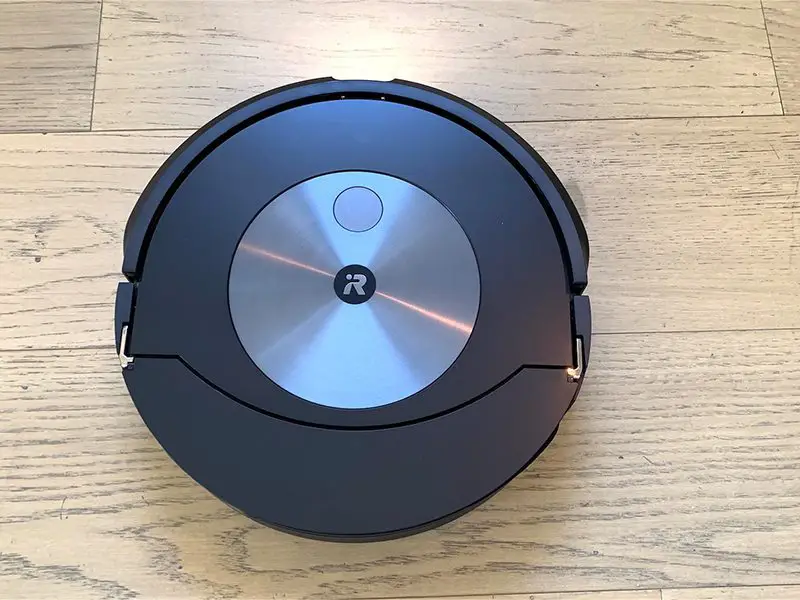 the Roomba combo j7+